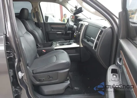 2017 Ram 1500 Laramie 4X2 5'7 Box from USA, damaged, VIN 1C6RR6NTXHS655275